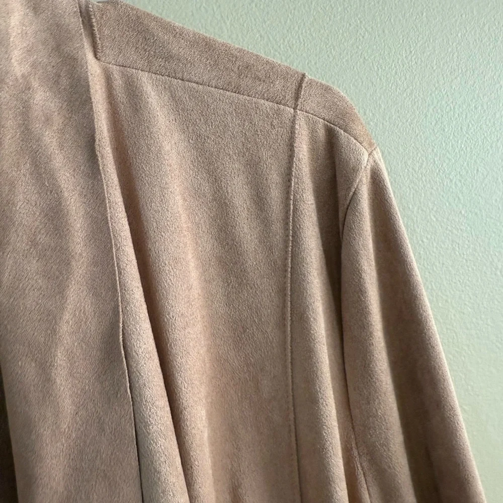 NWT Sofia by Sofia Vergara Tan Faux Suede Blazer - Picture 7 of 8